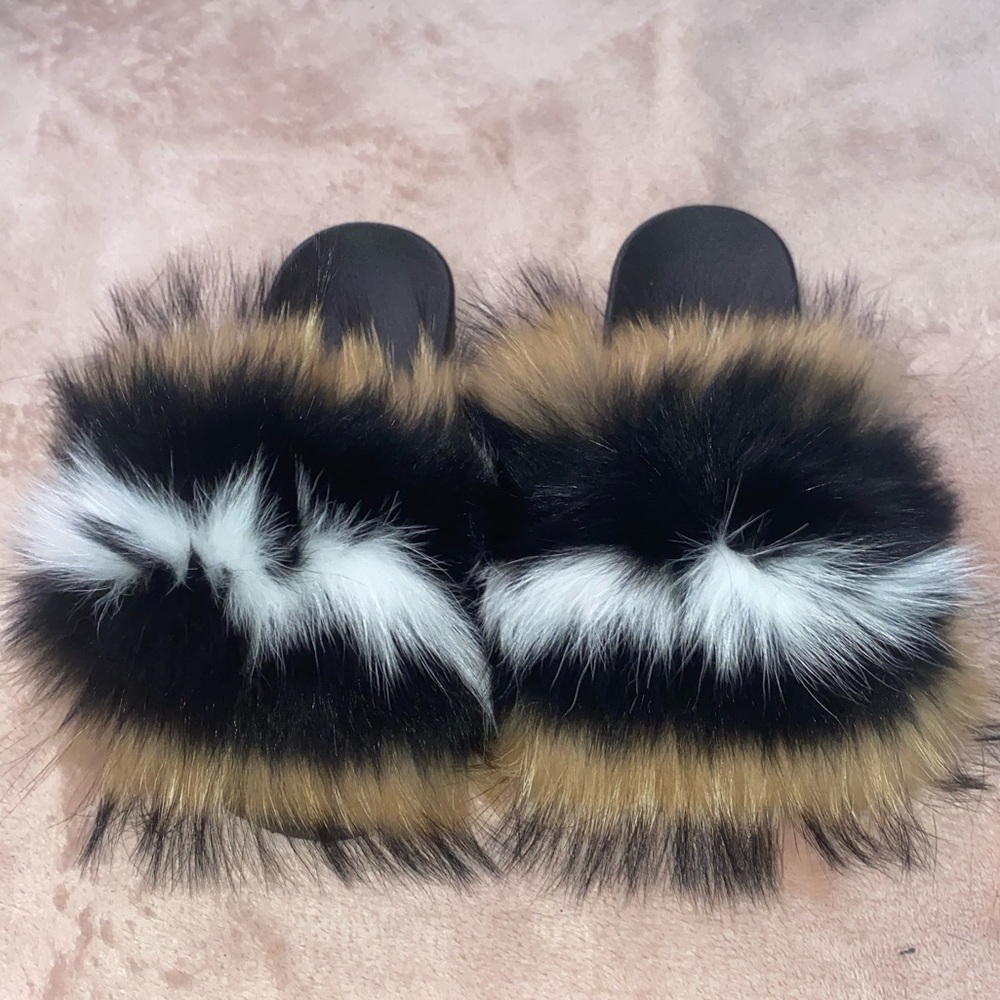 Fluffy fur slides